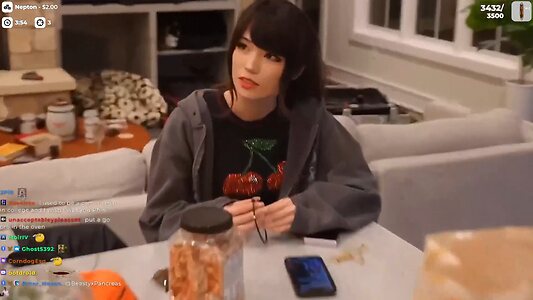 Emiru leaked photo #248