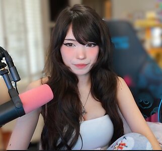Emiru leaked photo #314