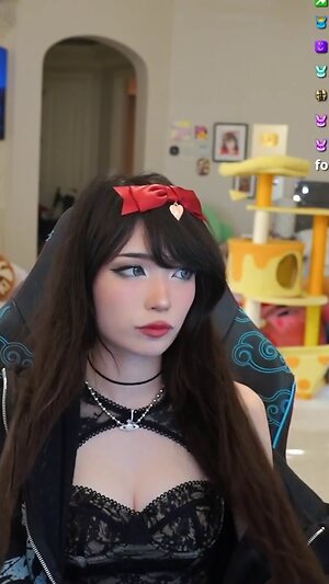 Emiru leaked photo #388