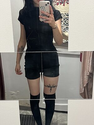 EmiTease leaked photo #3