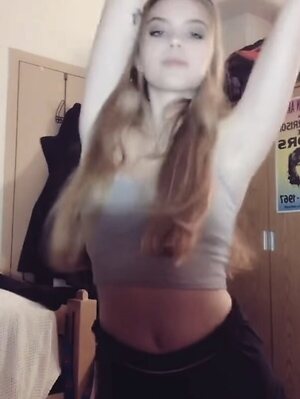 Emma Beardsley leaked photo #7
