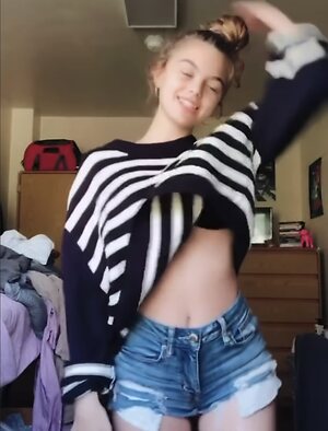 Emma Beardsley leaked photo #22