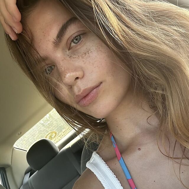 Emma Beardsley leaked photos