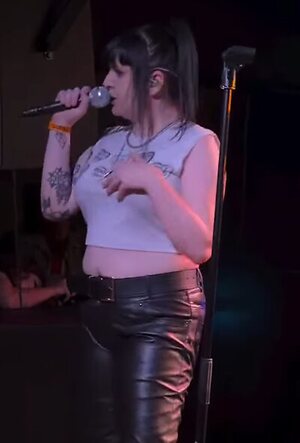Emma Blackery leaked photo #6
