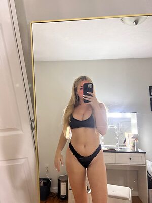 Emma Borin leaked photo #40