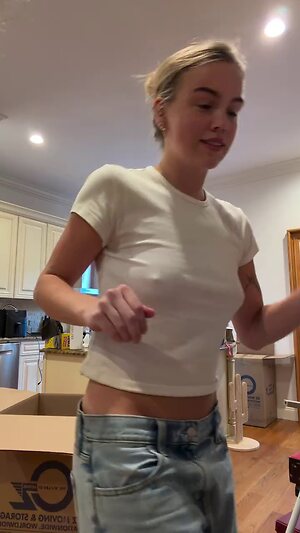 Emma Brooks leaked photos