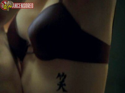 Emma Catherwood leaked photo #4