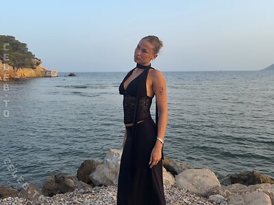 Emma Fischer photo