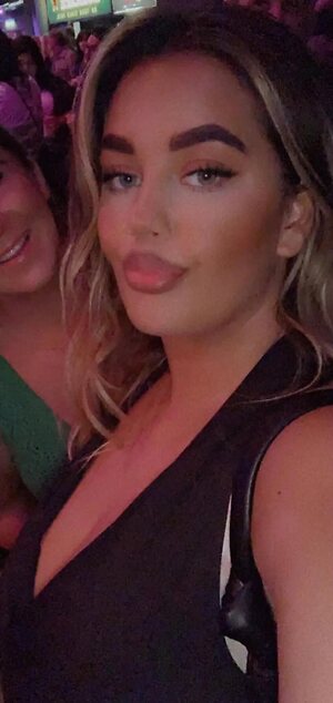 Emma J leaked photo #37