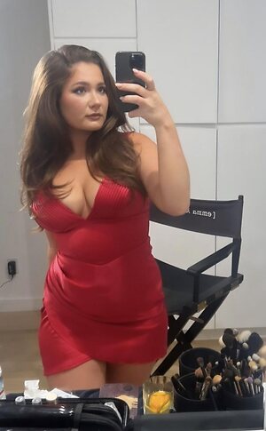 Emma Kenney leaked photo #31
