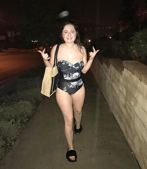 Emma Kenney leaked photo #32