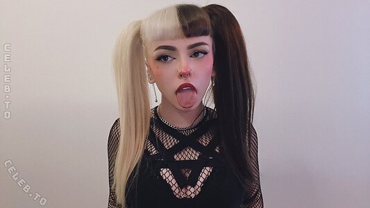 Emma Langevin Nude Leaked Photo #32