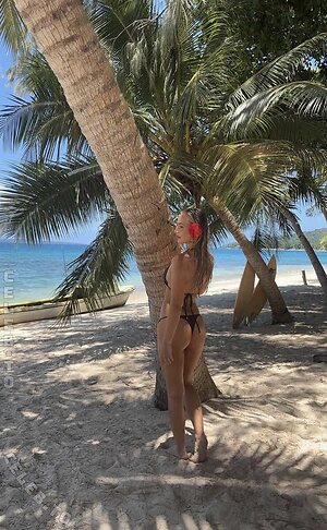 Emma Mac Nude Leaked Photo #12