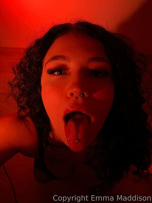 EMMA MADDISON leaked photo #20