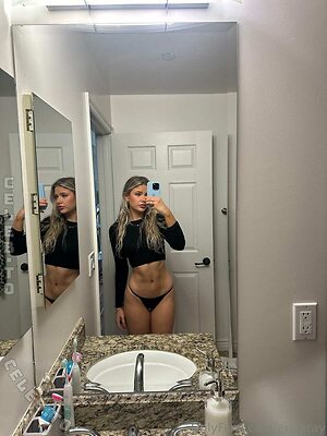 Emma Moore Nude Leaked Photo #79