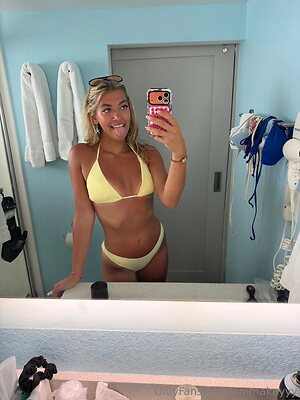 Emma Redfern leaked photo #27