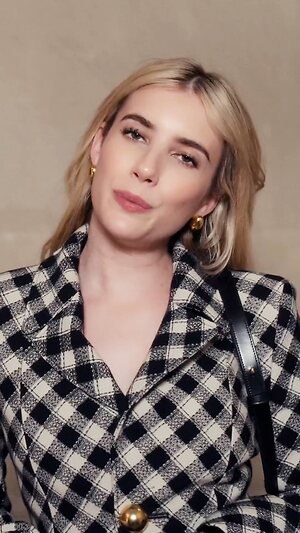 Emma Roberts Hot leaked photo #10