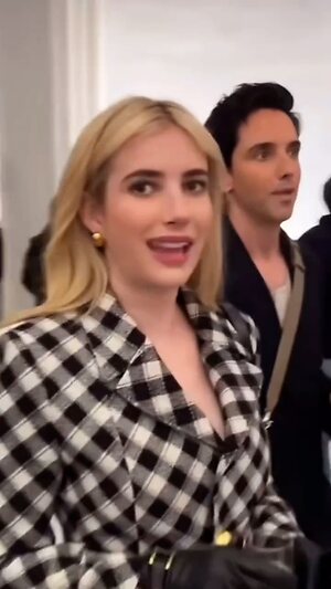 Emma Roberts Hot leaked photo #14