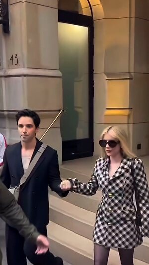 Emma Roberts Hot leaked photo #20