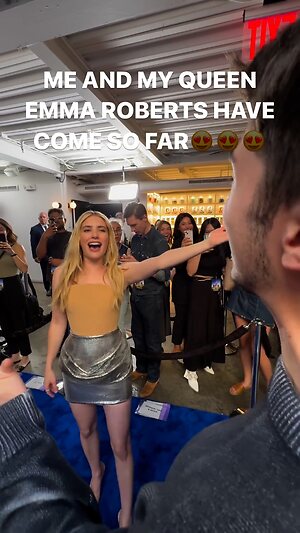 Emma Roberts Hot leaked photo #22