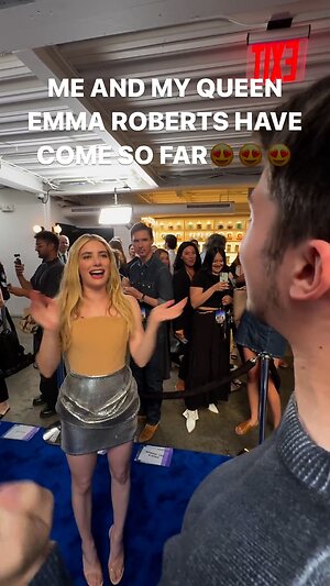 Emma Roberts Hot leaked photo #23