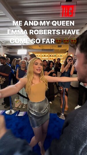 Emma Roberts Hot leaked photo #25
