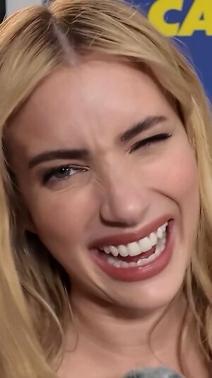 Emma Roberts Hot leaked photo #29