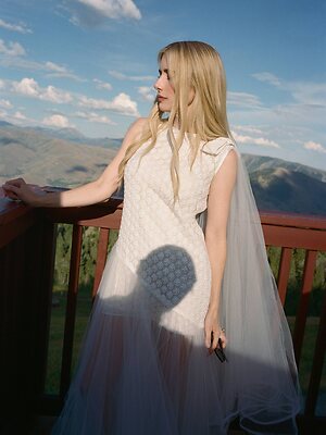Emma Roberts leaked photo #6