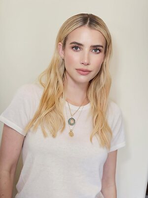 Emma Roberts leaked photo #22