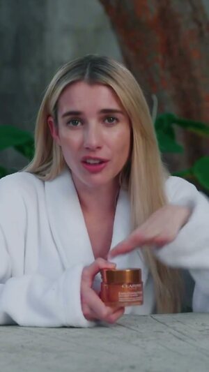 Emma Roberts leaked photo #29