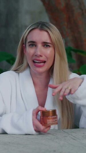 Emma Roberts leaked photo #30