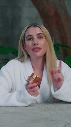 Emma Roberts leaked photo #33