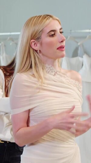 Emma Roberts Nude Leaked Photo #120