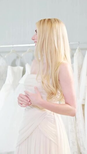 Emma Roberts Nude Leaked Photo #136