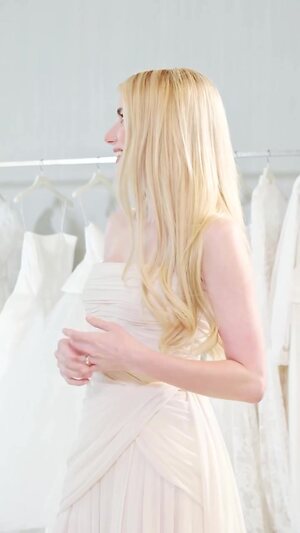 Emma Roberts Nude Leaked Photo #137