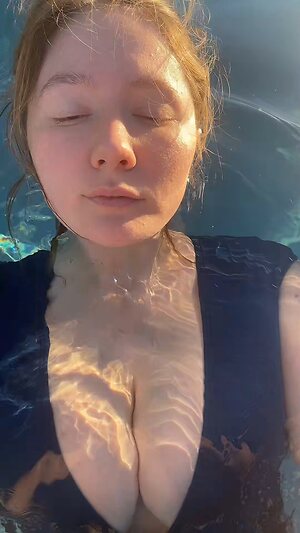 Emma Rose Kenney leaked photo #52