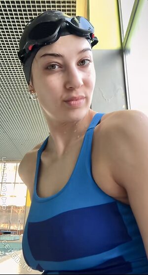 Emma Scharmbeck Nude Leaked Photo #15