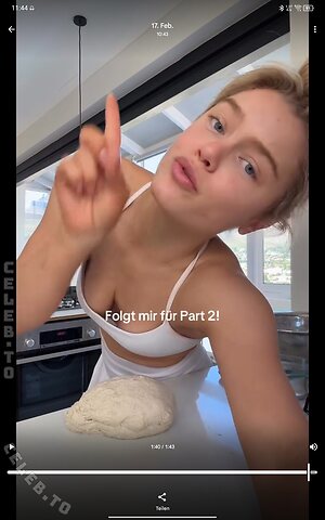 Emma Svenningson Nude Leaked Photo #3