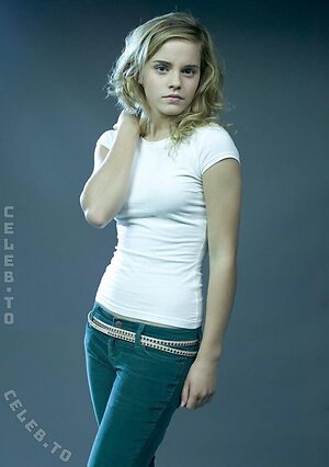 Emma Watson Nude Leaked Photo #6