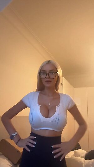 Emma leaked photo #22