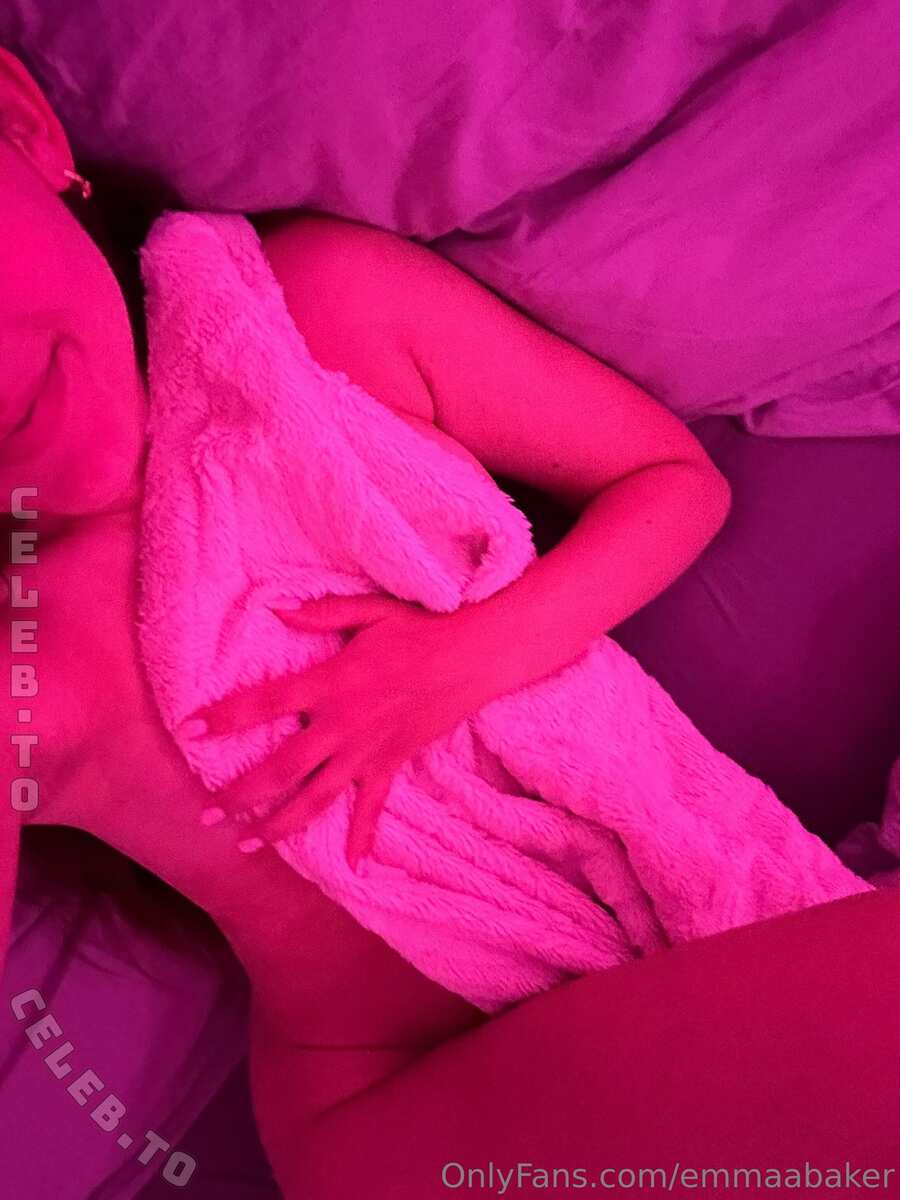 Emmaabaker photo