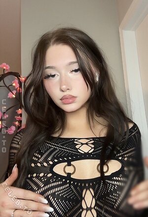 Emmadreaa Nude Leaked Photo #4