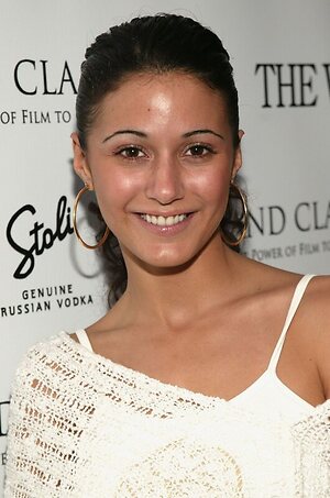 Emmanuelle Chriqui leaked photo #6