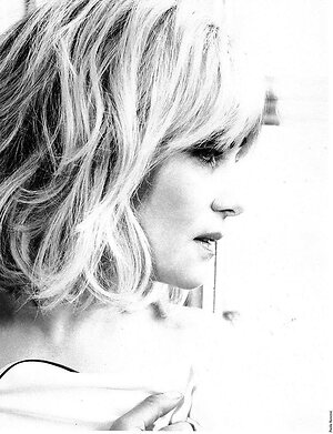 Emmanuelle Seigner leaked photo #17