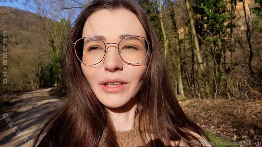 Emmi-Hill Nude Leaked Photo #11