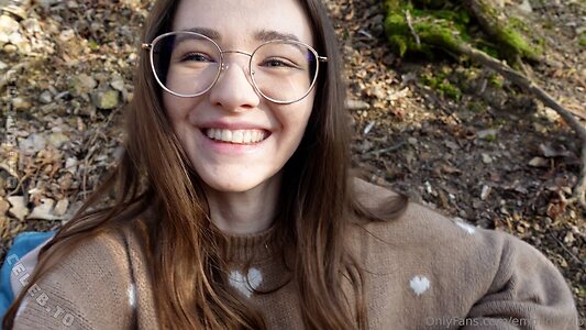 Emmi-Hill Nude Leaked Photo #12