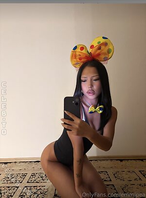 Emmi Pea Nude Leaked Photo #3