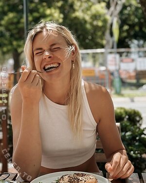 Emmi Schmidt Nude Leaked Photo #27