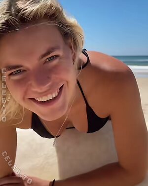 Emmi Schmidt Nude Leaked Photo #61