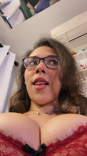 Emmy Steele leaked photo #4